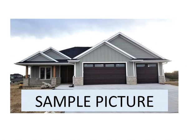 403 Gavin Circle, Peosta, IA 52068