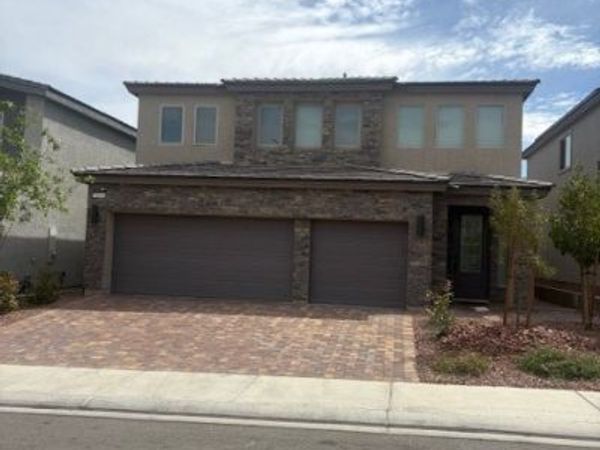 7065 W Camero Avenue, Las Vegas, NV 89113