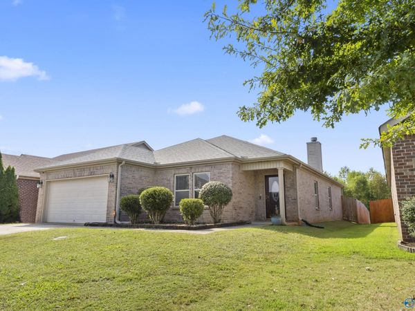 156 Gardengate Drive, Harvest, AL 35749