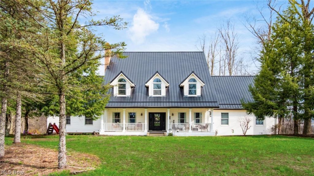 2531 Nicholas Lane , Dresden, OH 43821