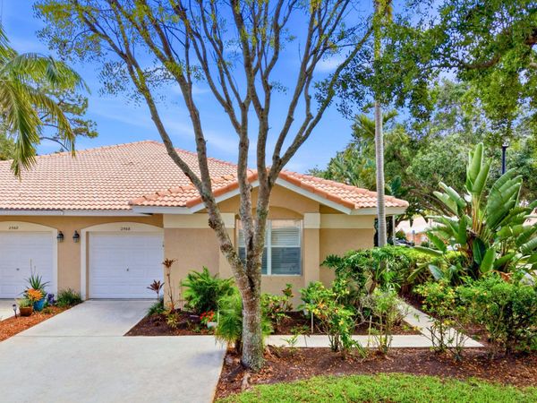 2568 N Coral Trace Circle N, Delray Beach, FL 33445