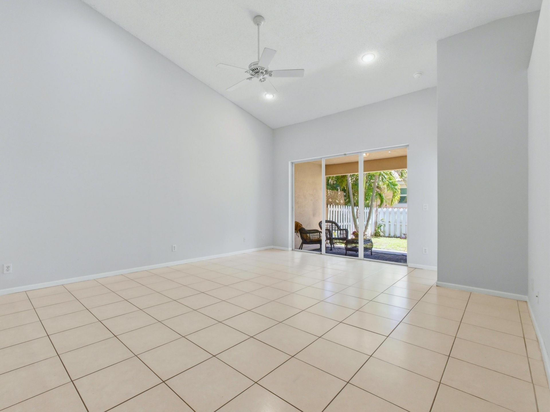2568 N Coral Trace Circle N, Delray Beach, FL 33445 Photo