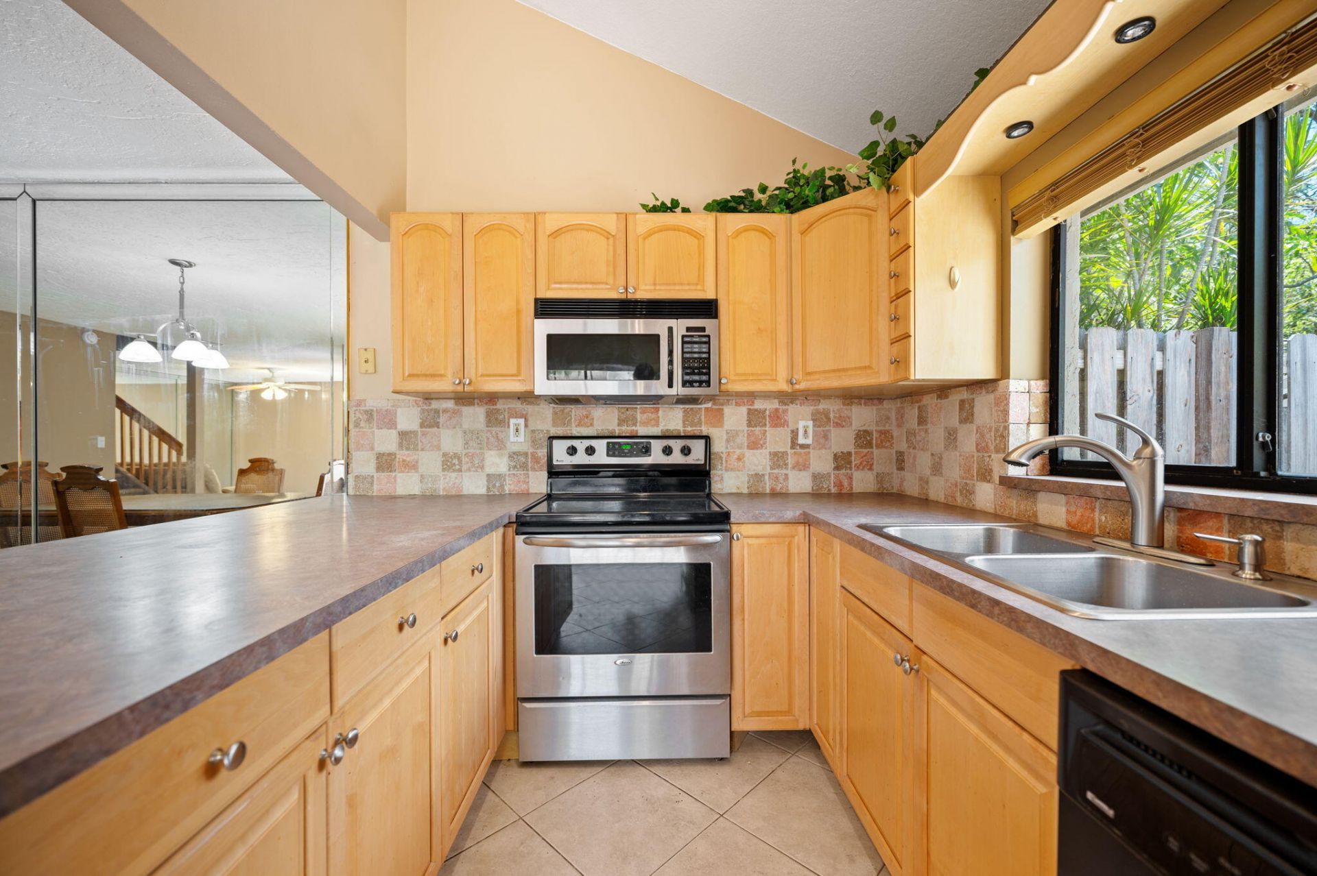 620 Commodore Drive, Plantation, FL 33325 Photo