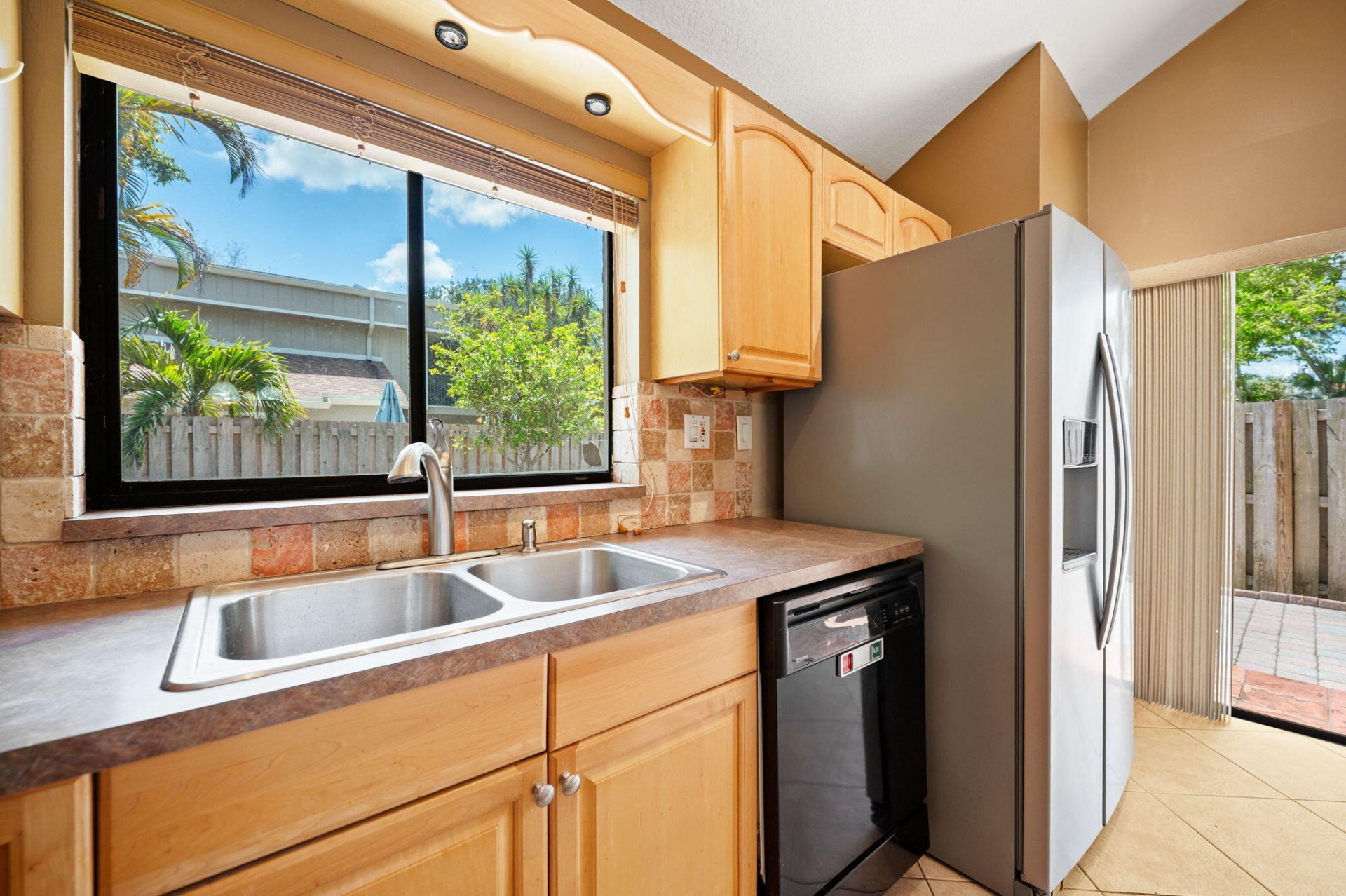 620 Commodore Drive, Plantation, FL 33325 Photo