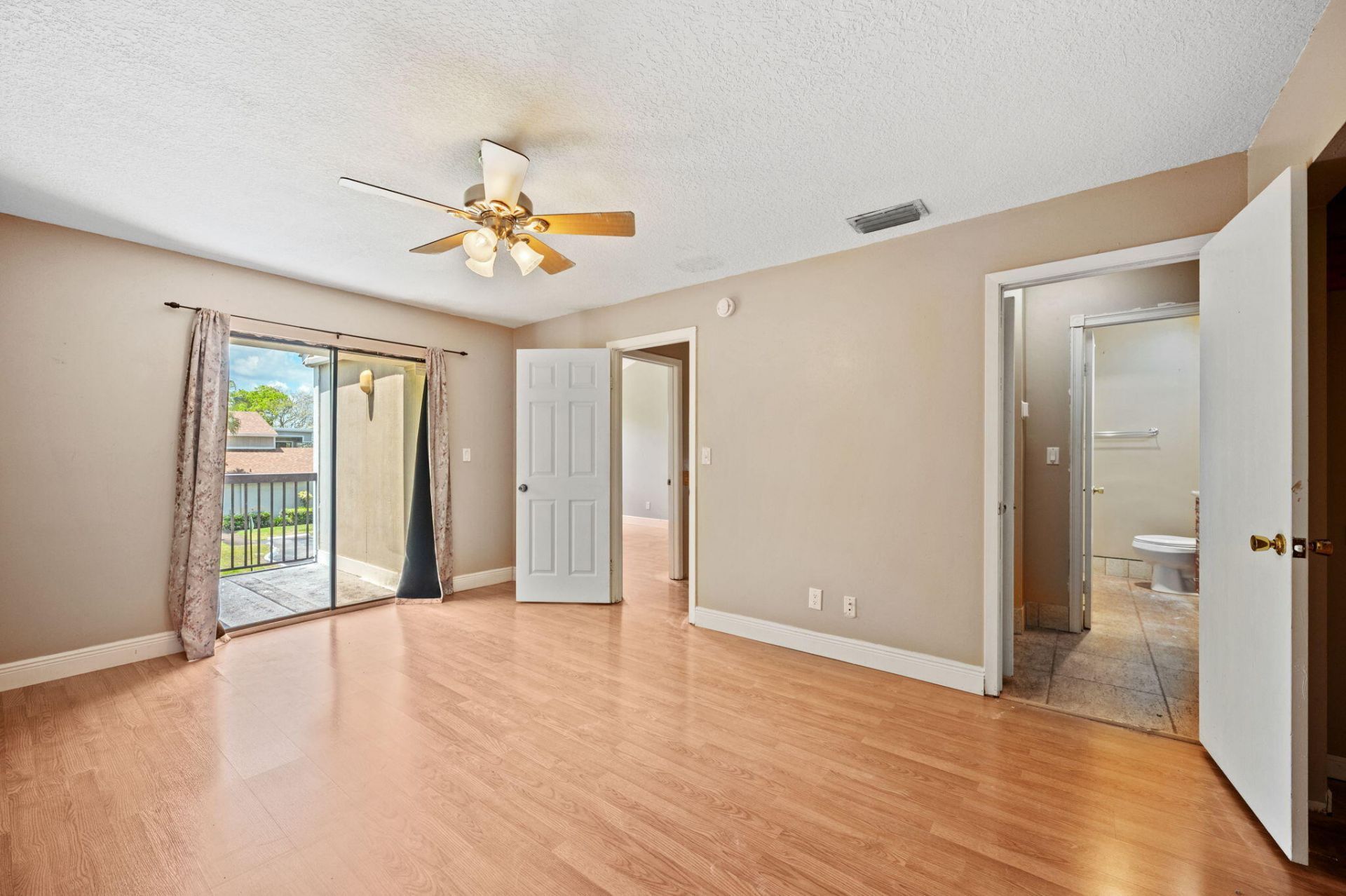 620 Commodore Drive, Plantation, FL 33325 Photo