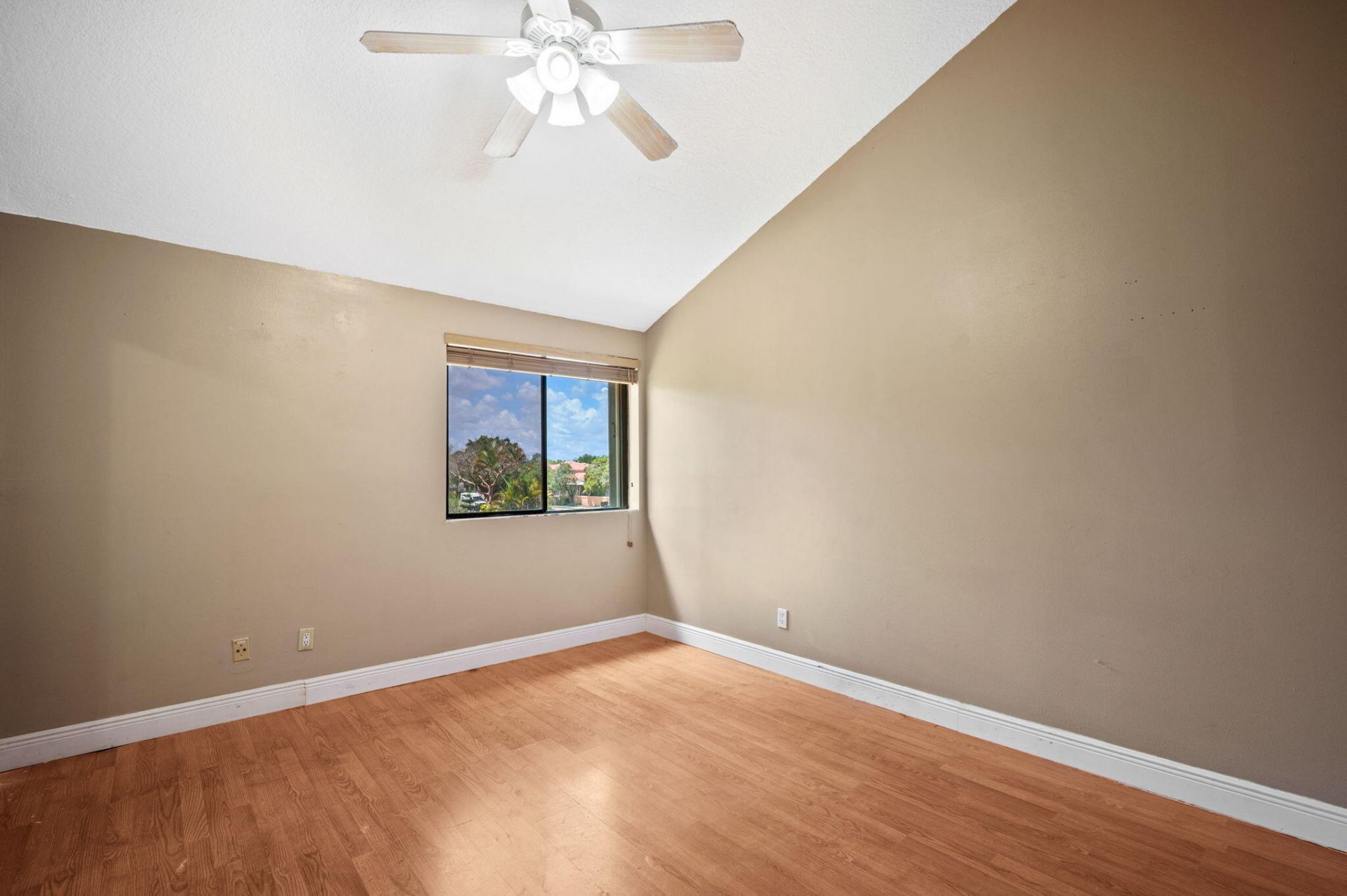 620 Commodore Drive, Plantation, FL 33325 Photo