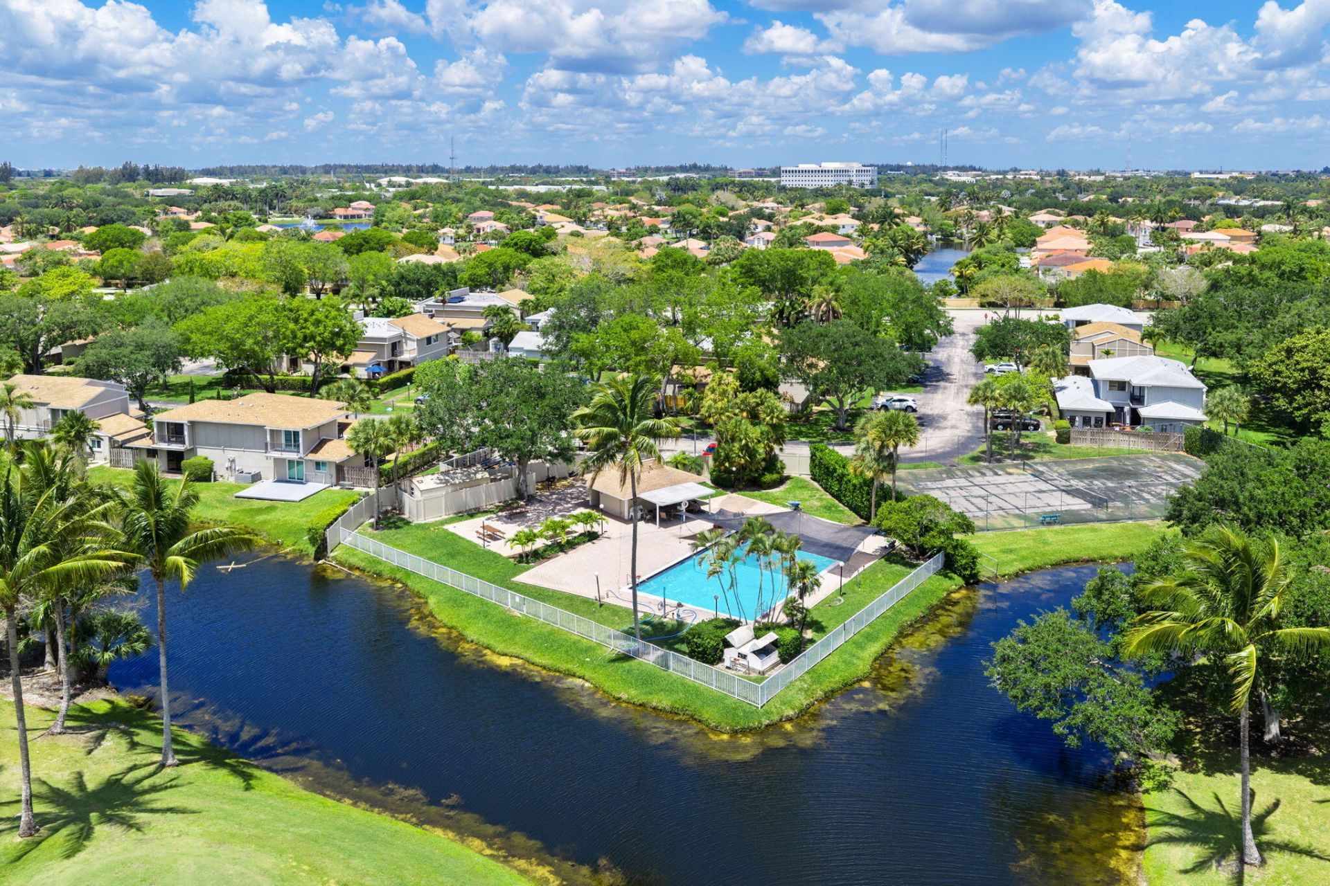 620 Commodore Drive, Plantation, FL 33325 Photo