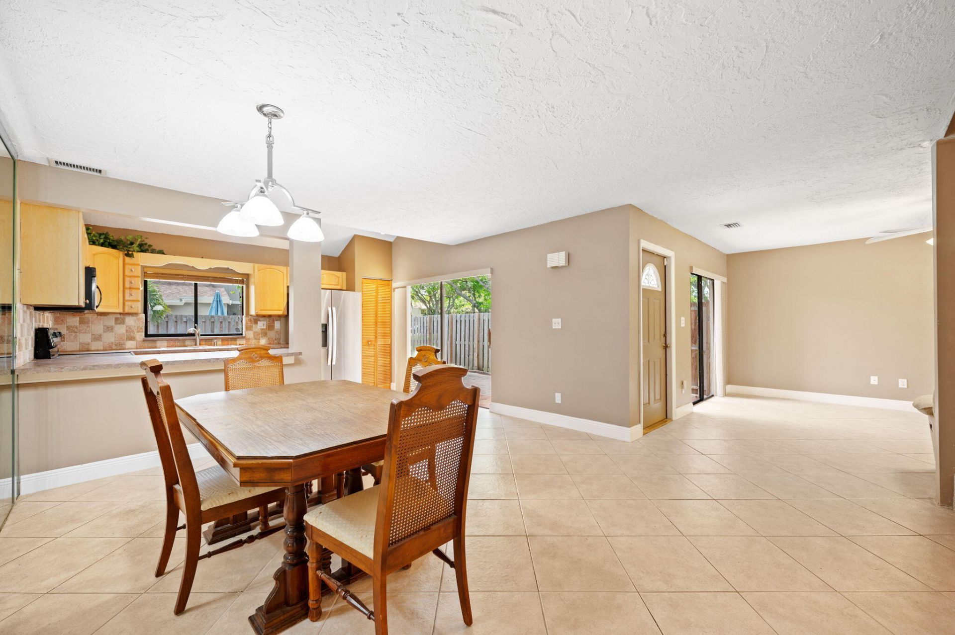 620 Commodore Drive, Plantation, FL 33325 Photo