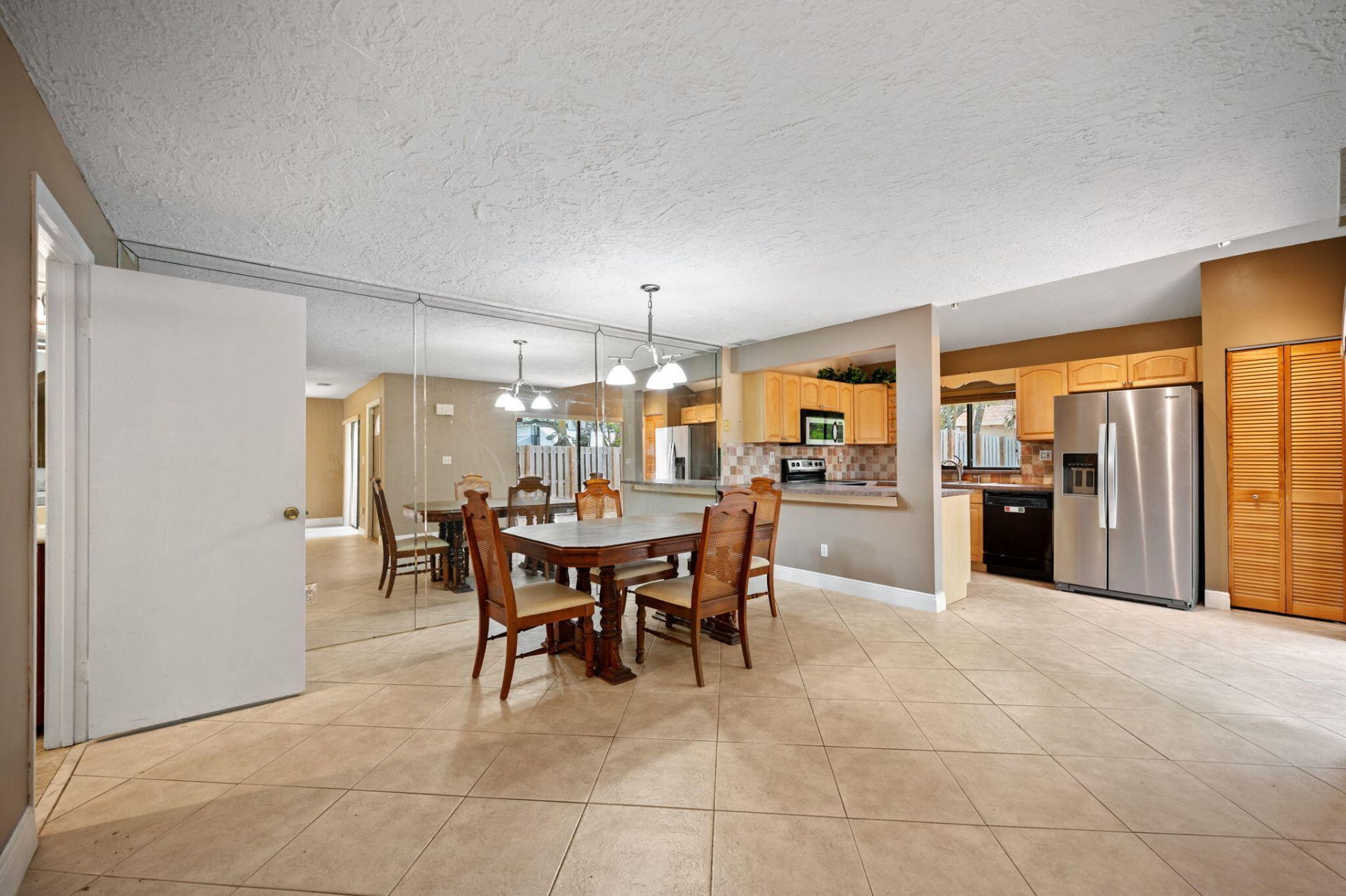 620 Commodore Drive, Plantation, FL 33325 Photo