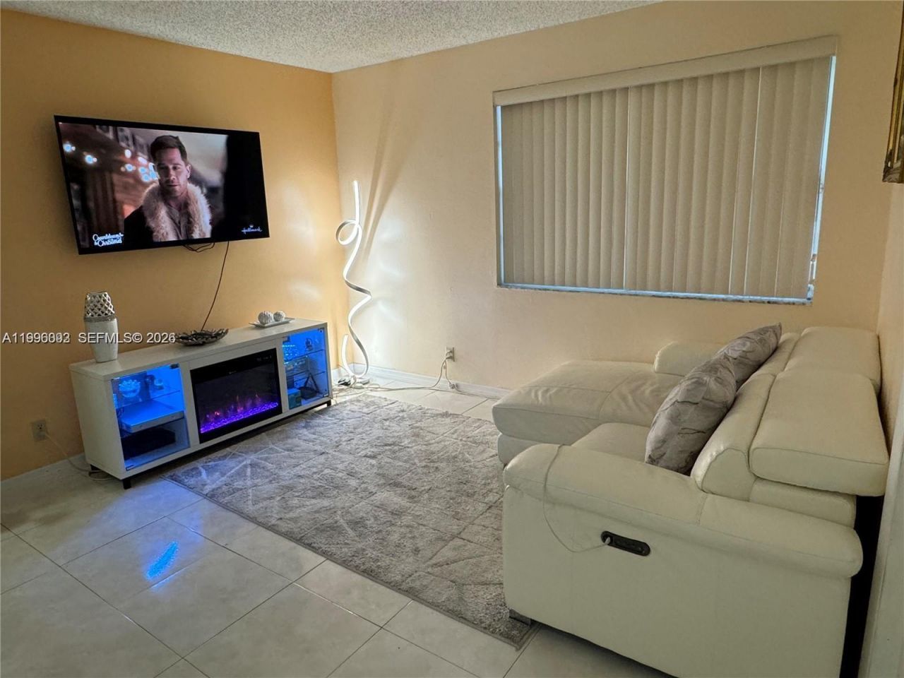 8664 SW 3rd St, Unit 101, Pembroke Pines, FL 33025 Photo