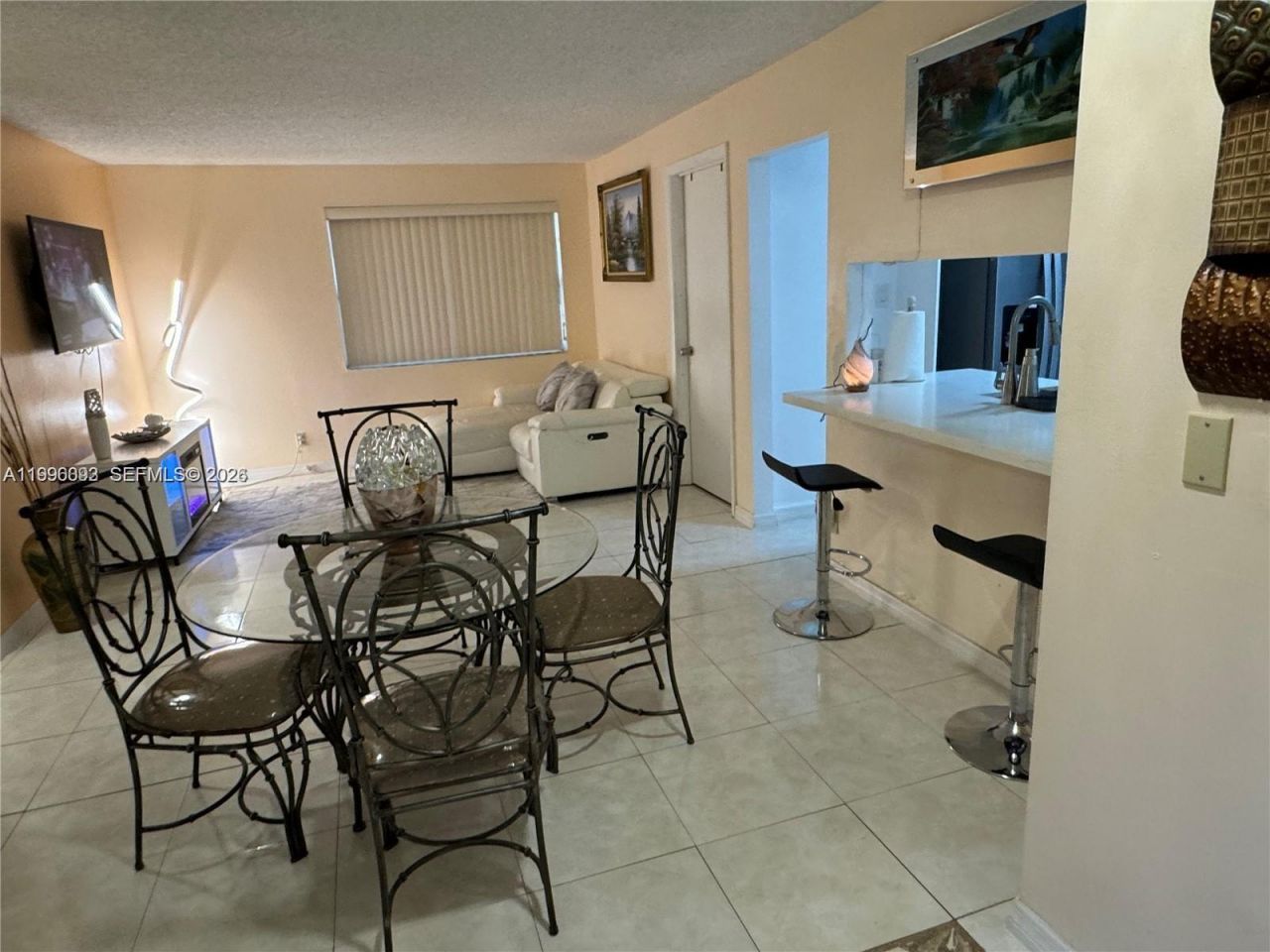 8664 SW 3rd St, Unit 101, Pembroke Pines, FL 33025 Photo