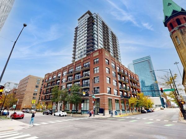 210 S DES PLAINES Street , Unit 907, Chicago, IL 60661