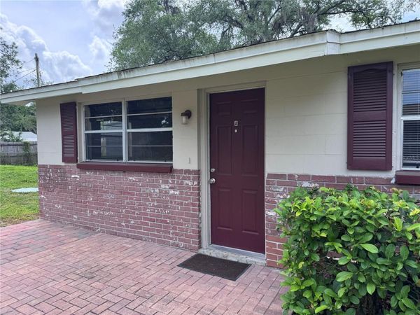 514 WINHAM STREET , TAMPA, FL 33619