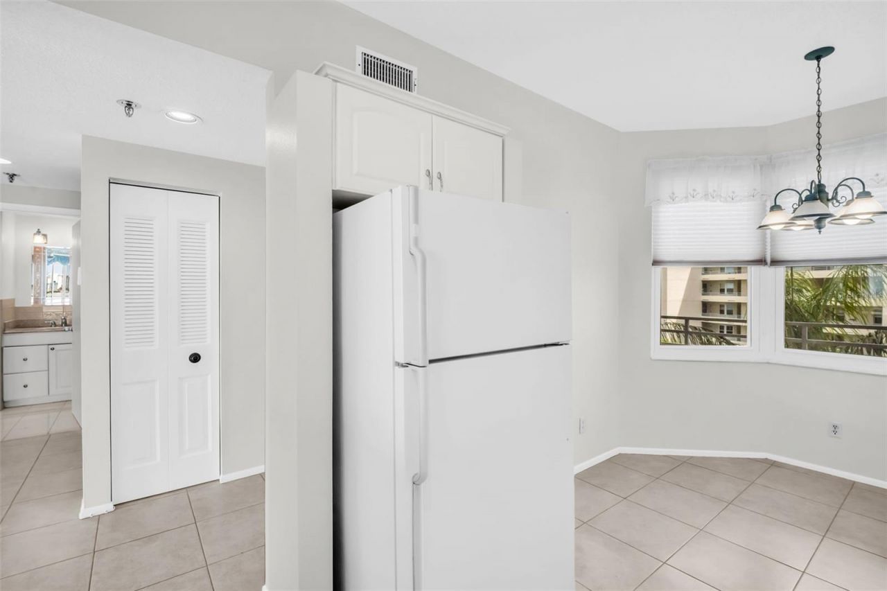 7932 Sailboat Key Boulevard S, Unit 402, South Pasadena, FL 33707 Photo