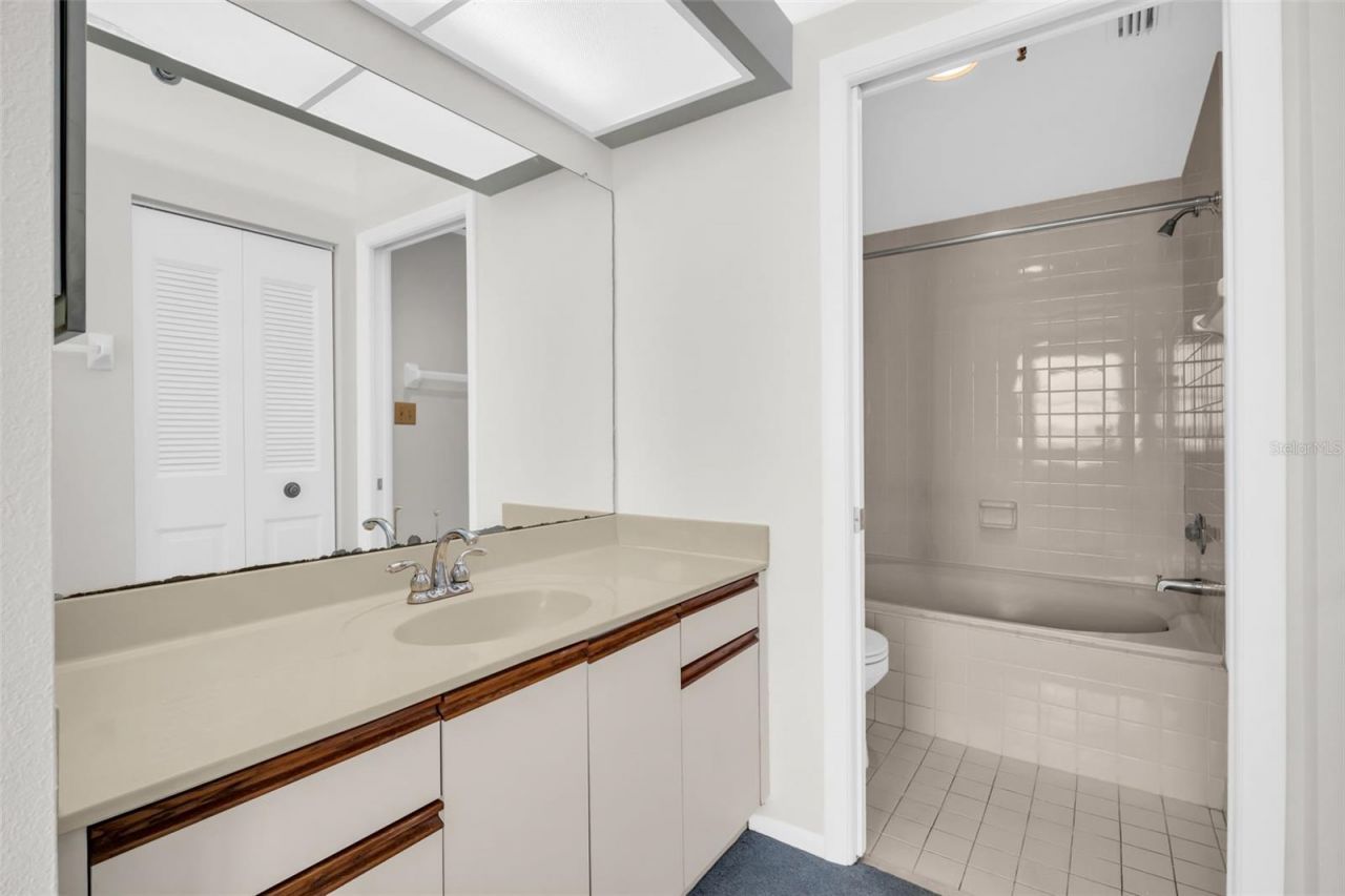7932 Sailboat Key Boulevard S, Unit 402, South Pasadena, FL 33707 Photo