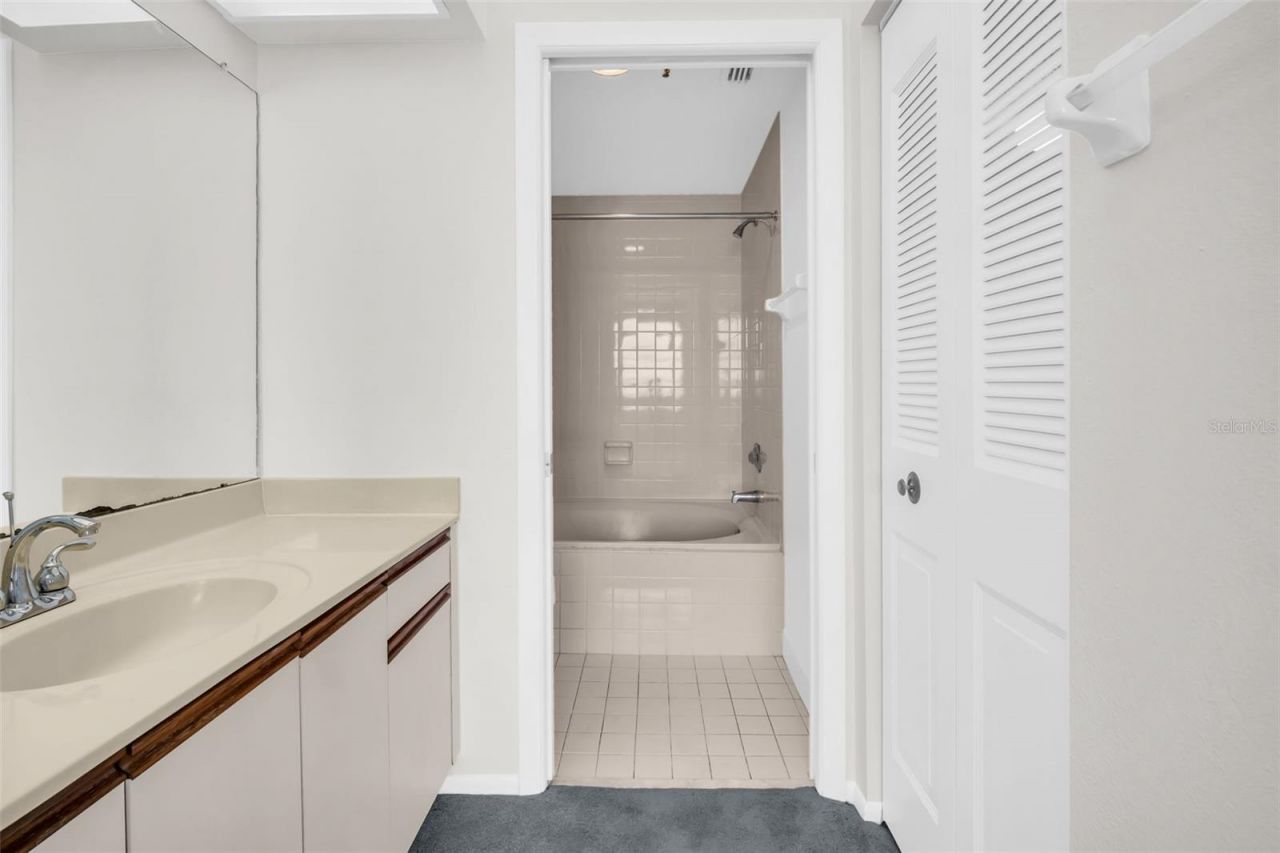 7932 Sailboat Key Boulevard S, Unit 402, South Pasadena, FL 33707 Photo