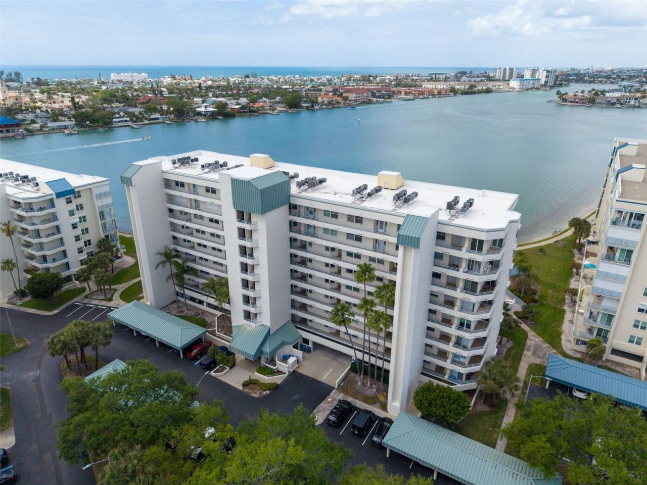7932 Sailboat Key Boulevard S, Unit 402, South Pasadena, FL 33707 Photo
