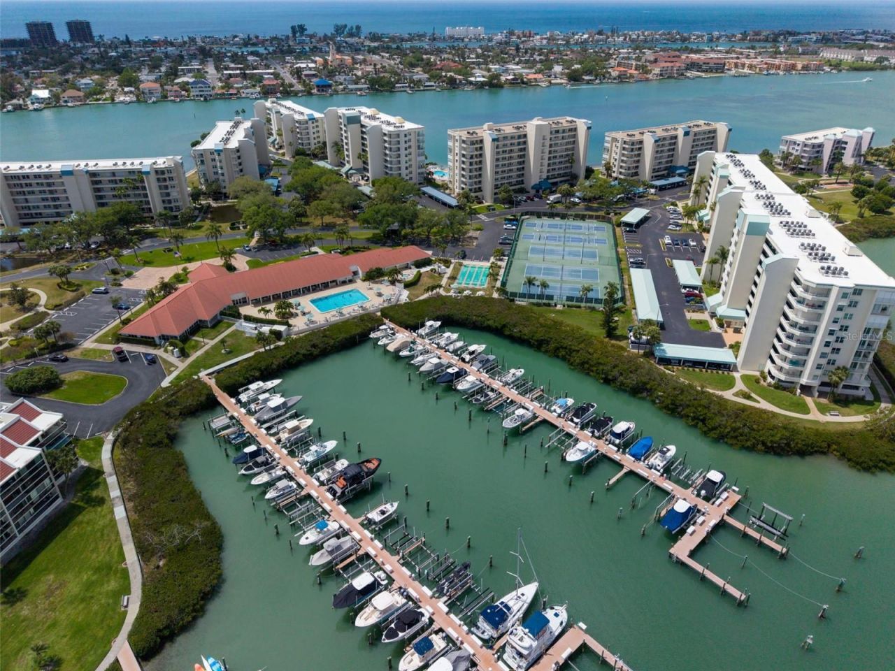 7932 Sailboat Key Boulevard S, Unit 402, South Pasadena, FL 33707 Photo