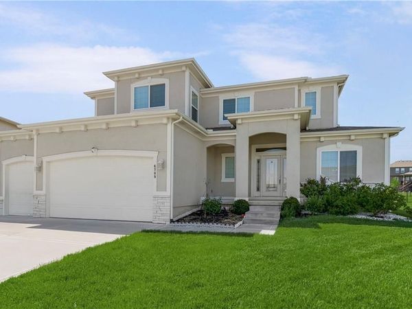 6709 NW 105th Street, Kansas City, MO 64154