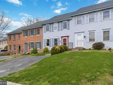 14 CRANFIELD COURT, ELIZABETHTOWN, PA 17022