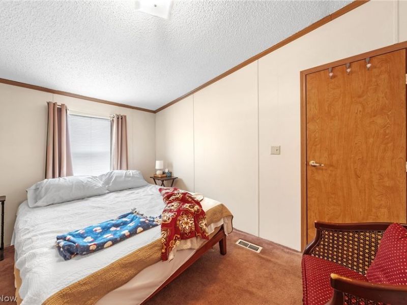 227 C Street SW, Navarre, OH 44662 Photo 19