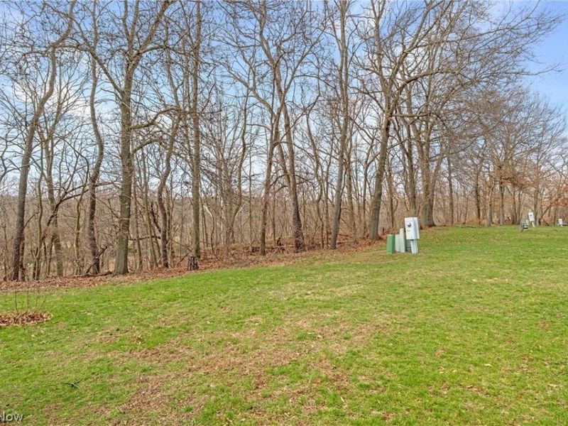 227 C Street SW, Navarre, OH 44662 Photo 25