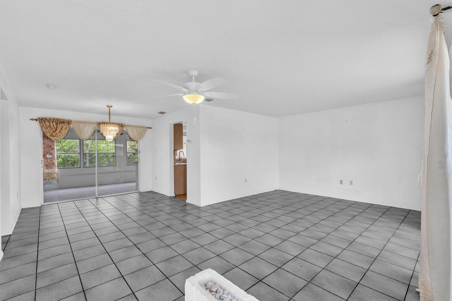 2445 NW 72nd Avenue, Sunrise, FL 33313 Photo