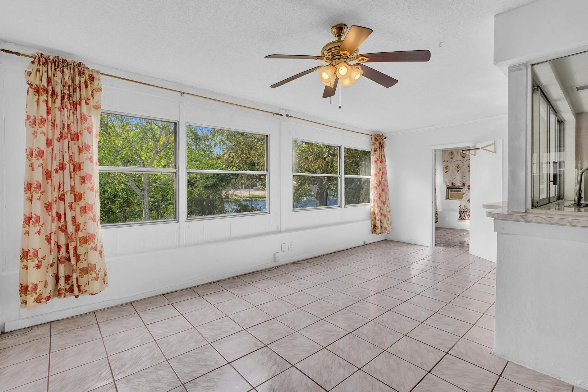2445 NW 72nd Avenue, Sunrise, FL 33313 Photo