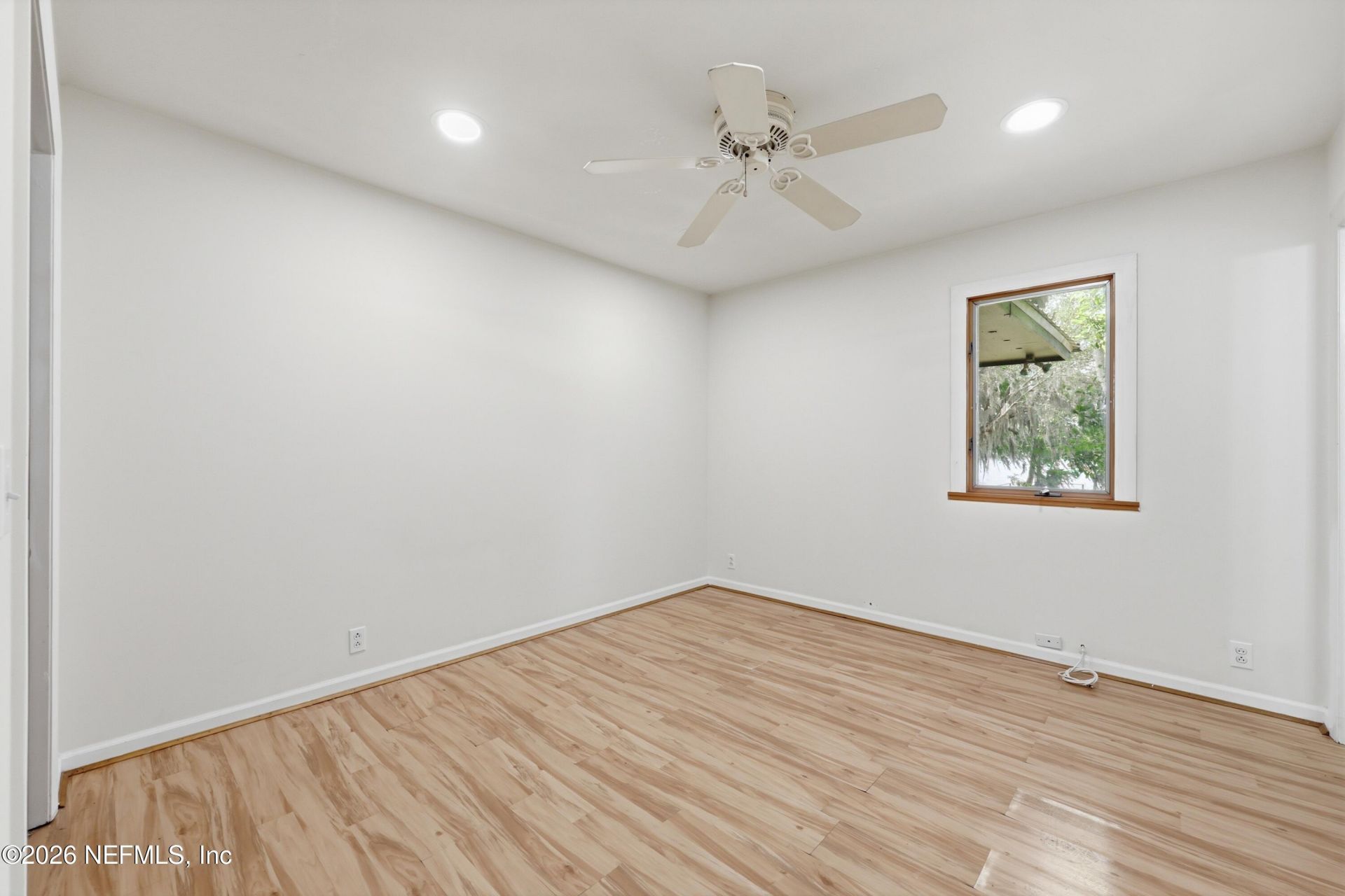 125 Twin Lake Grove Drive, Interlachen, FL 32148 Photo