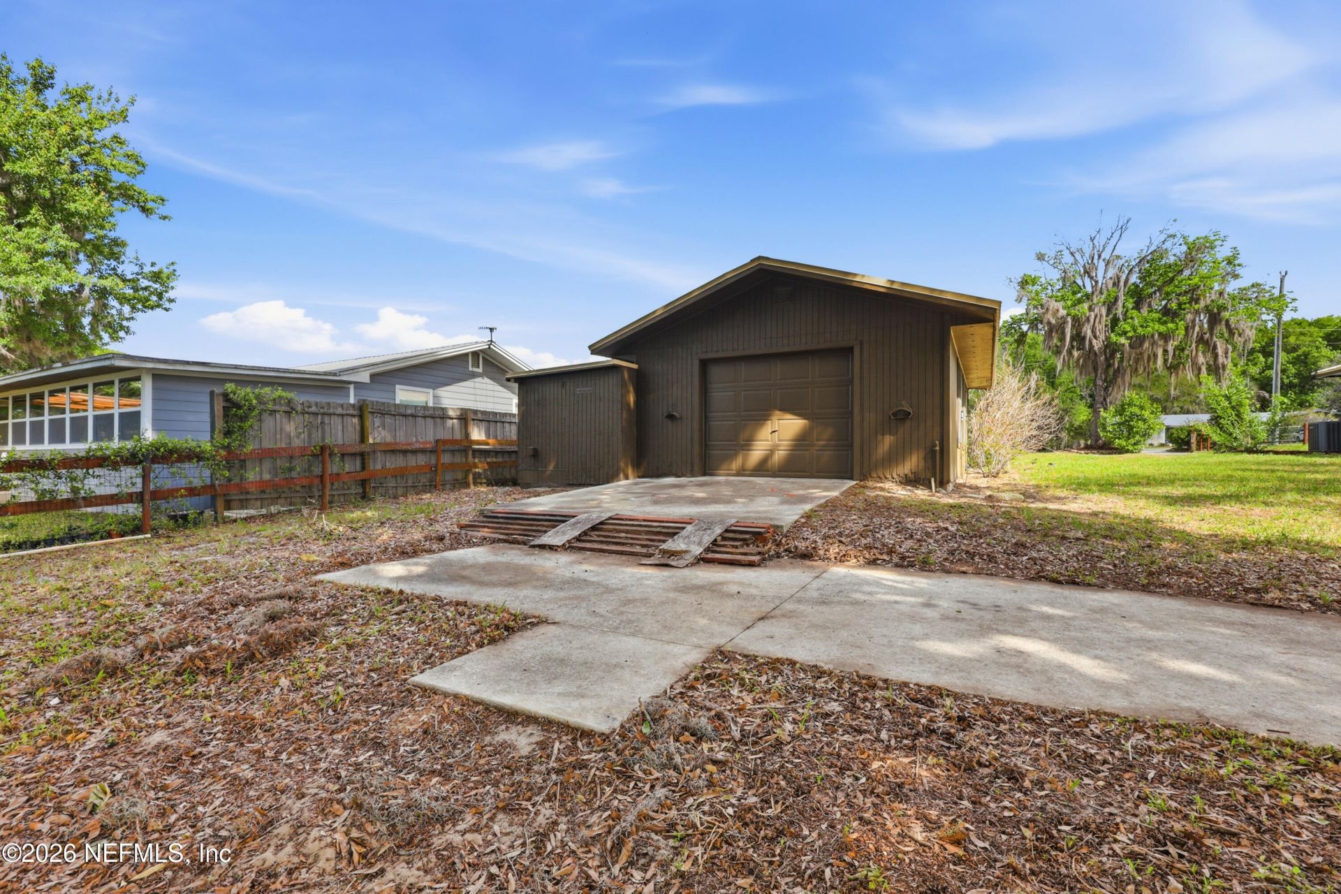 125 Twin Lake Grove Drive, Interlachen, FL 32148 Photo