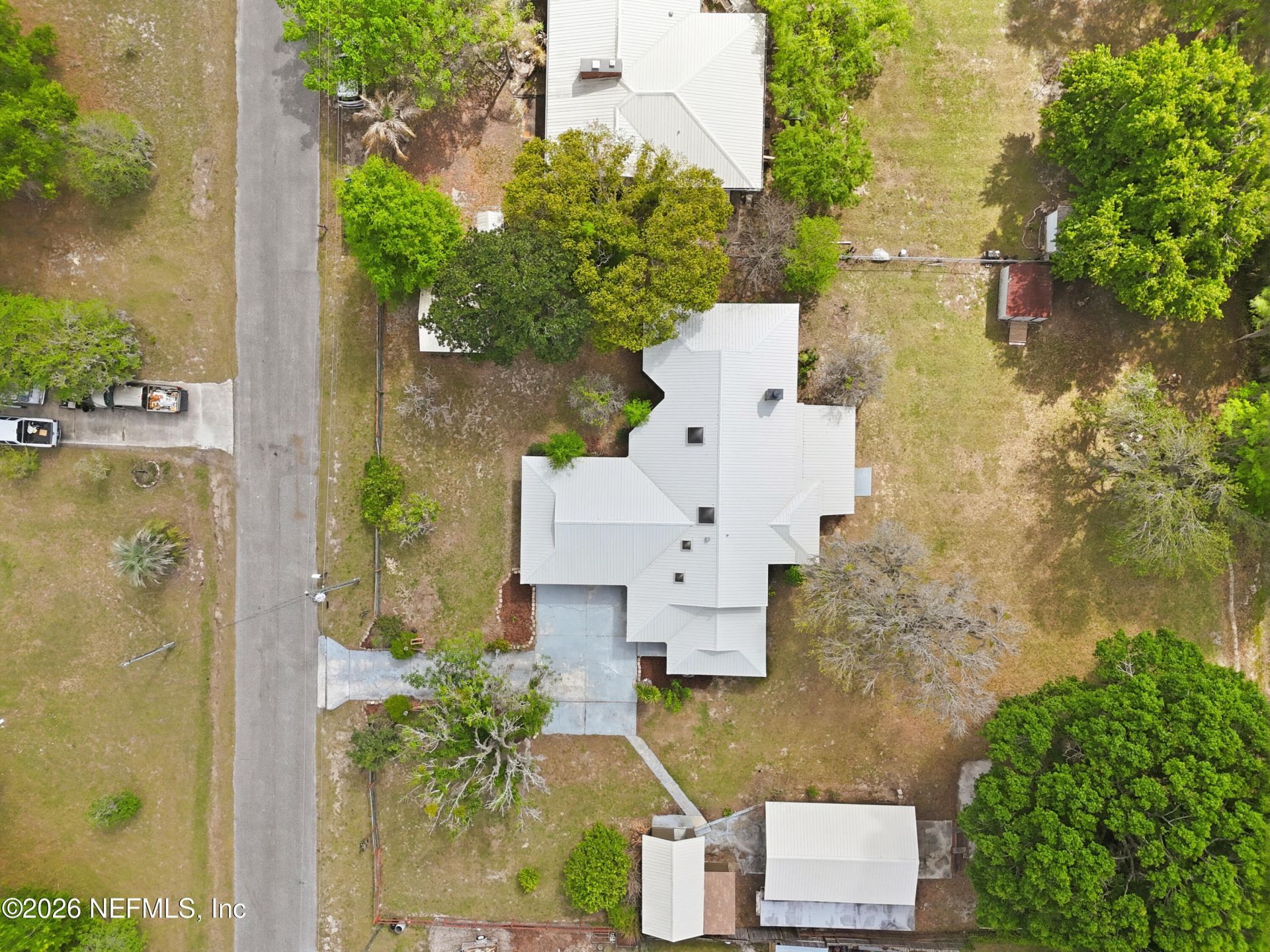 125 Twin Lake Grove Drive, Interlachen, FL 32148 Photo