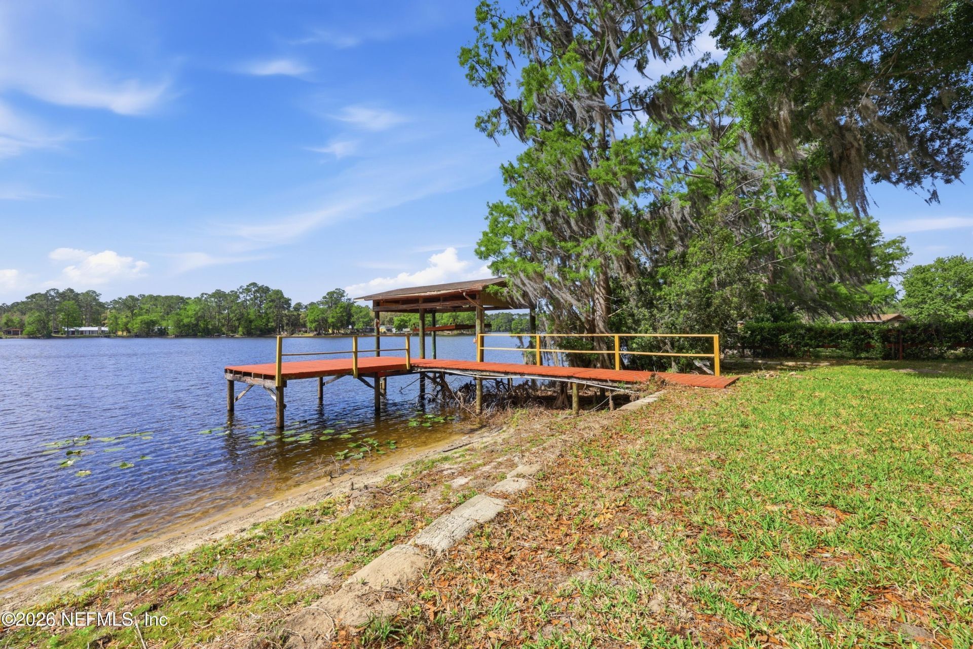 125 Twin Lake Grove Drive, Interlachen, FL 32148 Photo