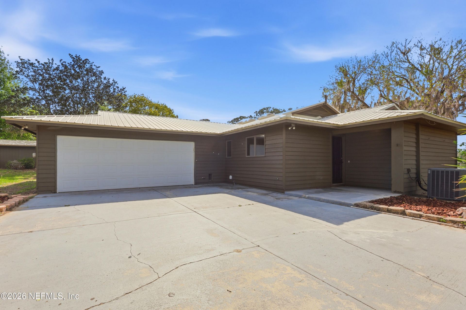 125 Twin Lake Grove Drive, Interlachen, FL 32148 Photo