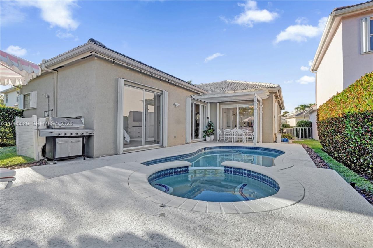 6928 NW 33rd St, Margate, FL 33063 Photo