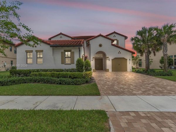 9150 Parkland Bay Dr, Parkland, FL 33076