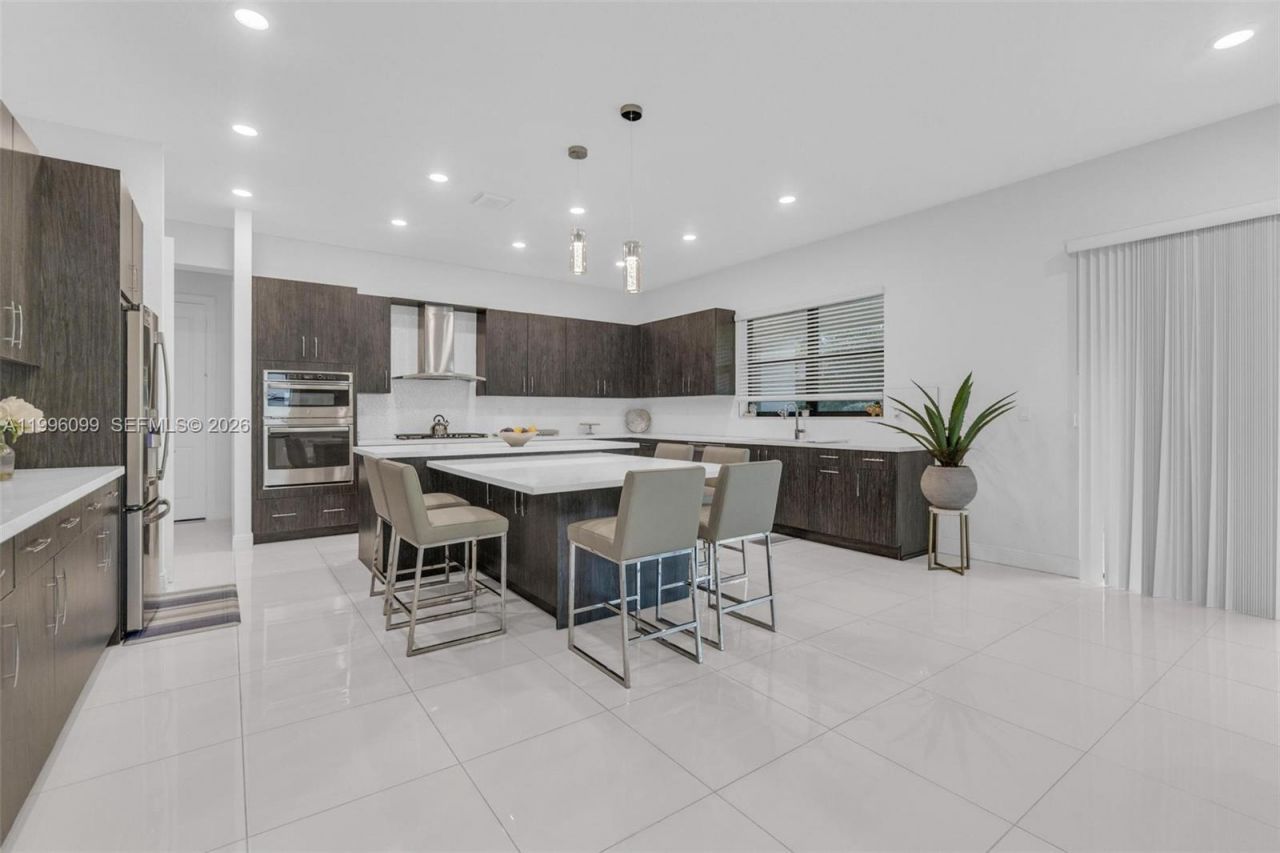 9150 Parkland Bay Dr, Parkland, FL 33076 Photo