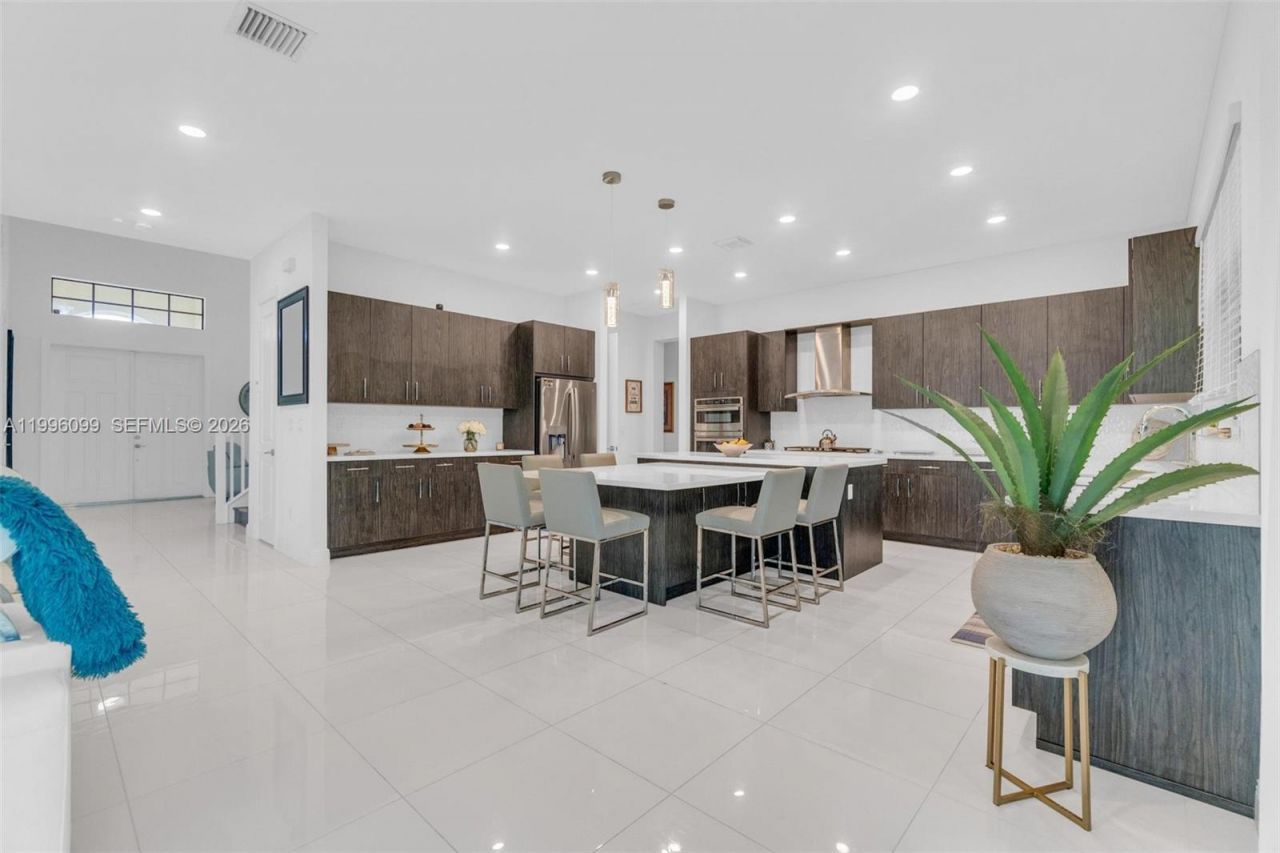 9150 Parkland Bay Dr, Parkland, FL 33076 Photo