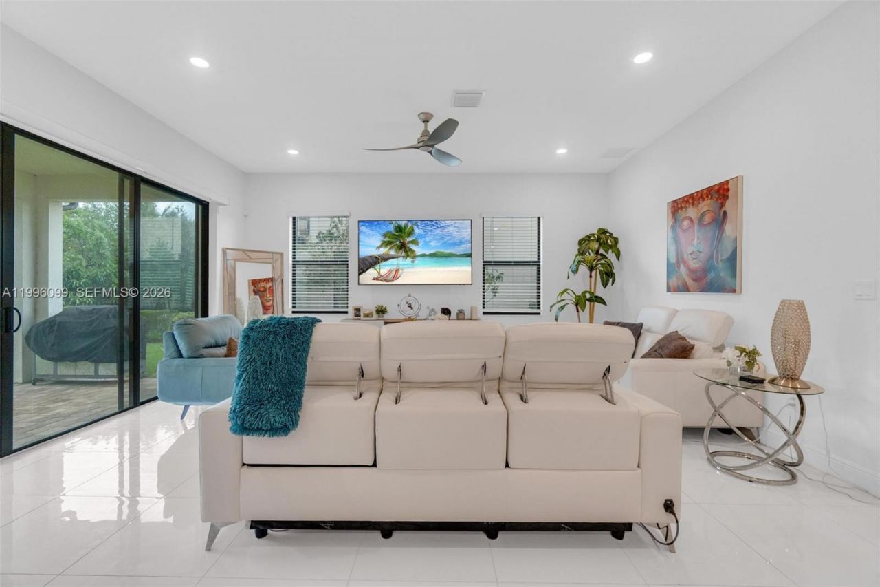 9150 Parkland Bay Dr, Parkland, FL 33076 Photo