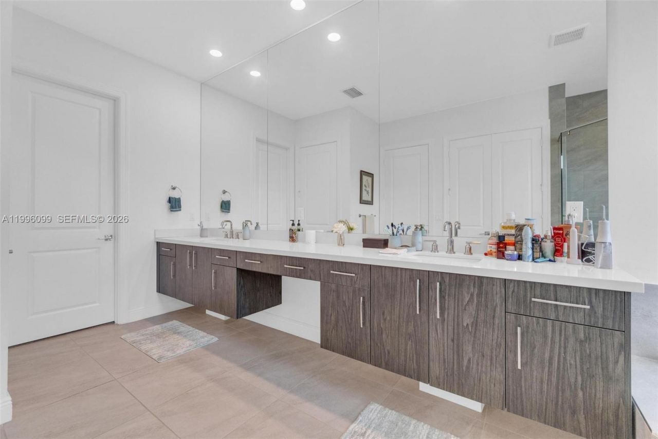 9150 Parkland Bay Dr, Parkland, FL 33076 Photo