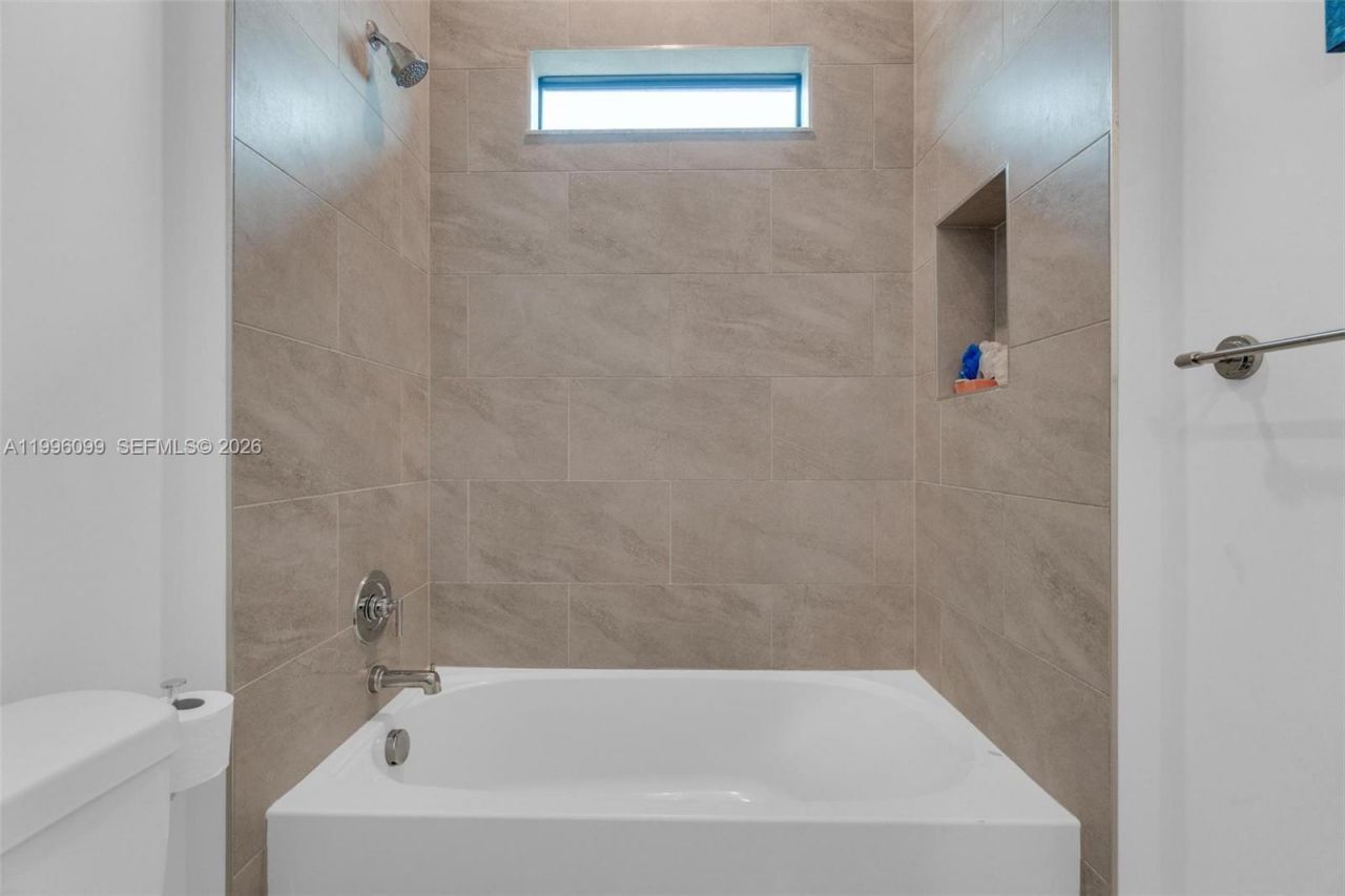 9150 Parkland Bay Dr, Parkland, FL 33076 Photo