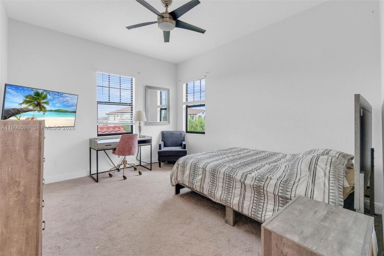 9150 Parkland Bay Dr, Parkland, FL 33076 Photo