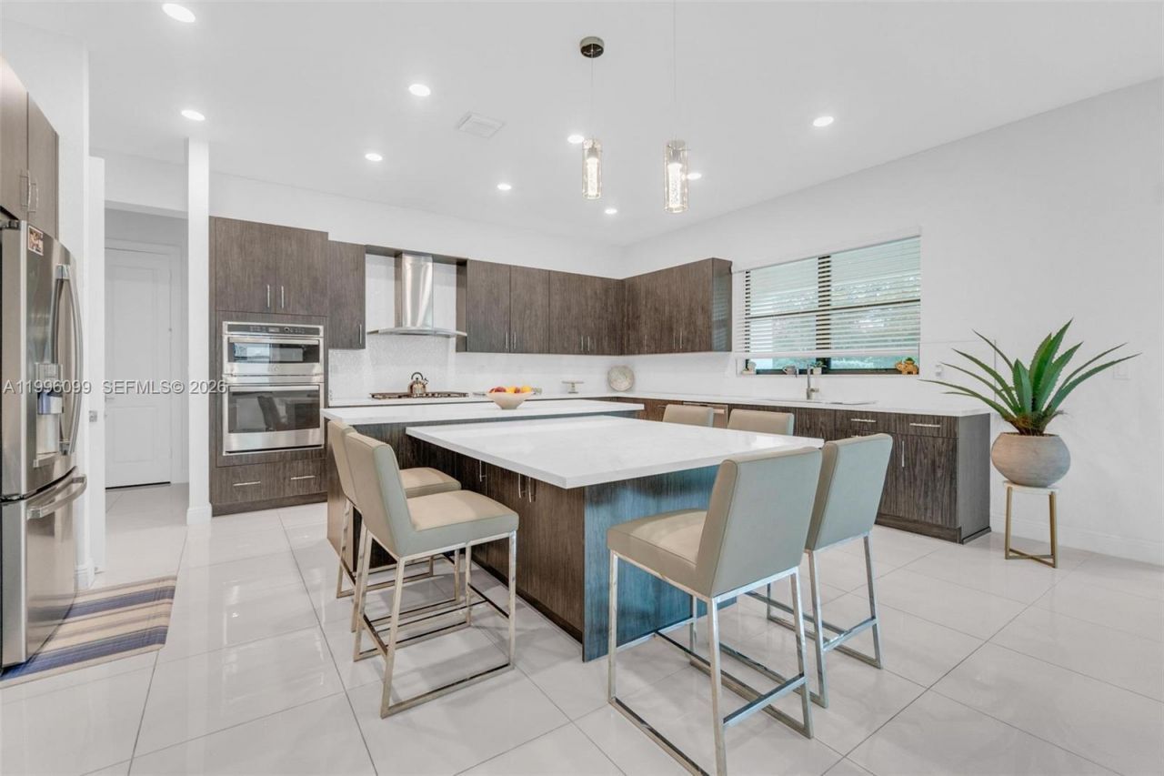 9150 Parkland Bay Dr, Parkland, FL 33076 Photo