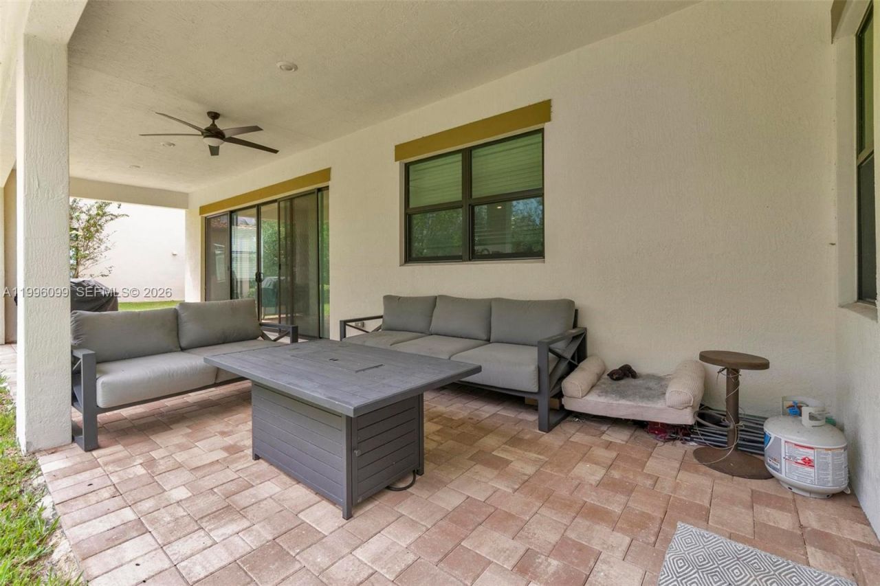 9150 Parkland Bay Dr, Parkland, FL 33076 Photo