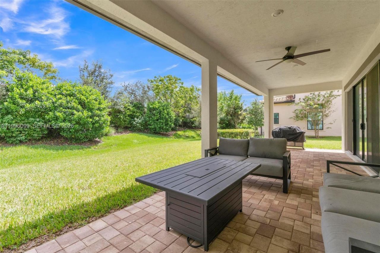 9150 Parkland Bay Dr, Parkland, FL 33076 Photo