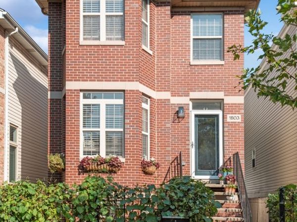 1803 N Fairfield Avenue , Chicago, IL 60647