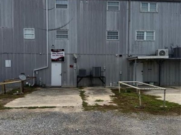 321 SPORTS MARINA Road, Venice, LA 70091