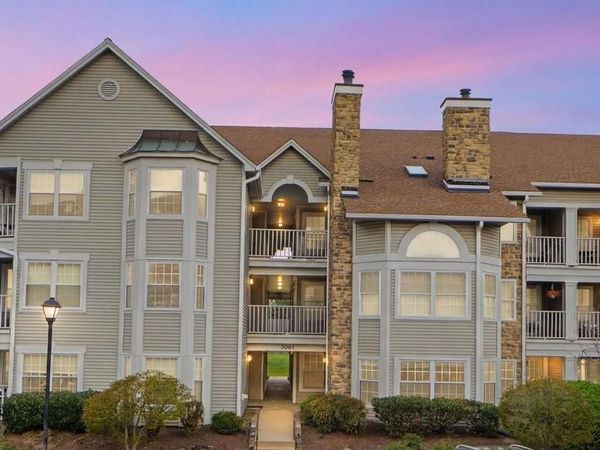 5601 WILLOUGHBY NEWTON DRIVE, Unit 16, CENTREVILLE, VA 20120