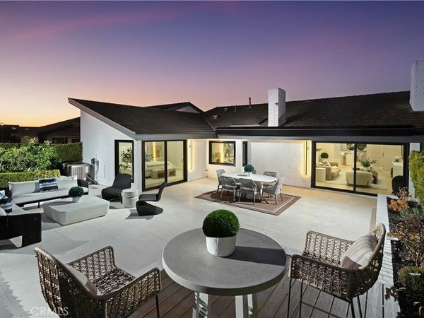 10 White Water Drive, Corona Del Mar, CA 92625