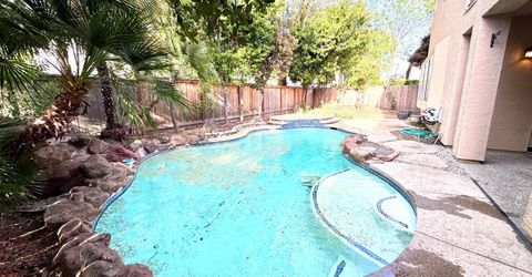 1661 Baines Ave, Sacramento, CA 95835 Photo