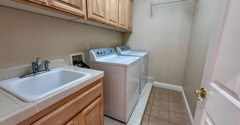 1661 Baines Ave, Sacramento, CA 95835 Photo